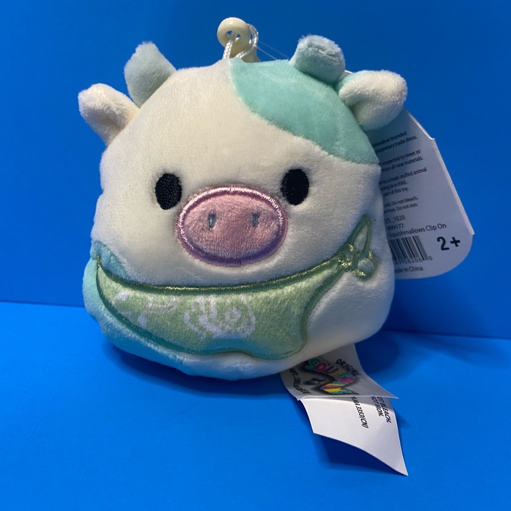 Squishmallow NWT Belena The Cow Clip Keychain